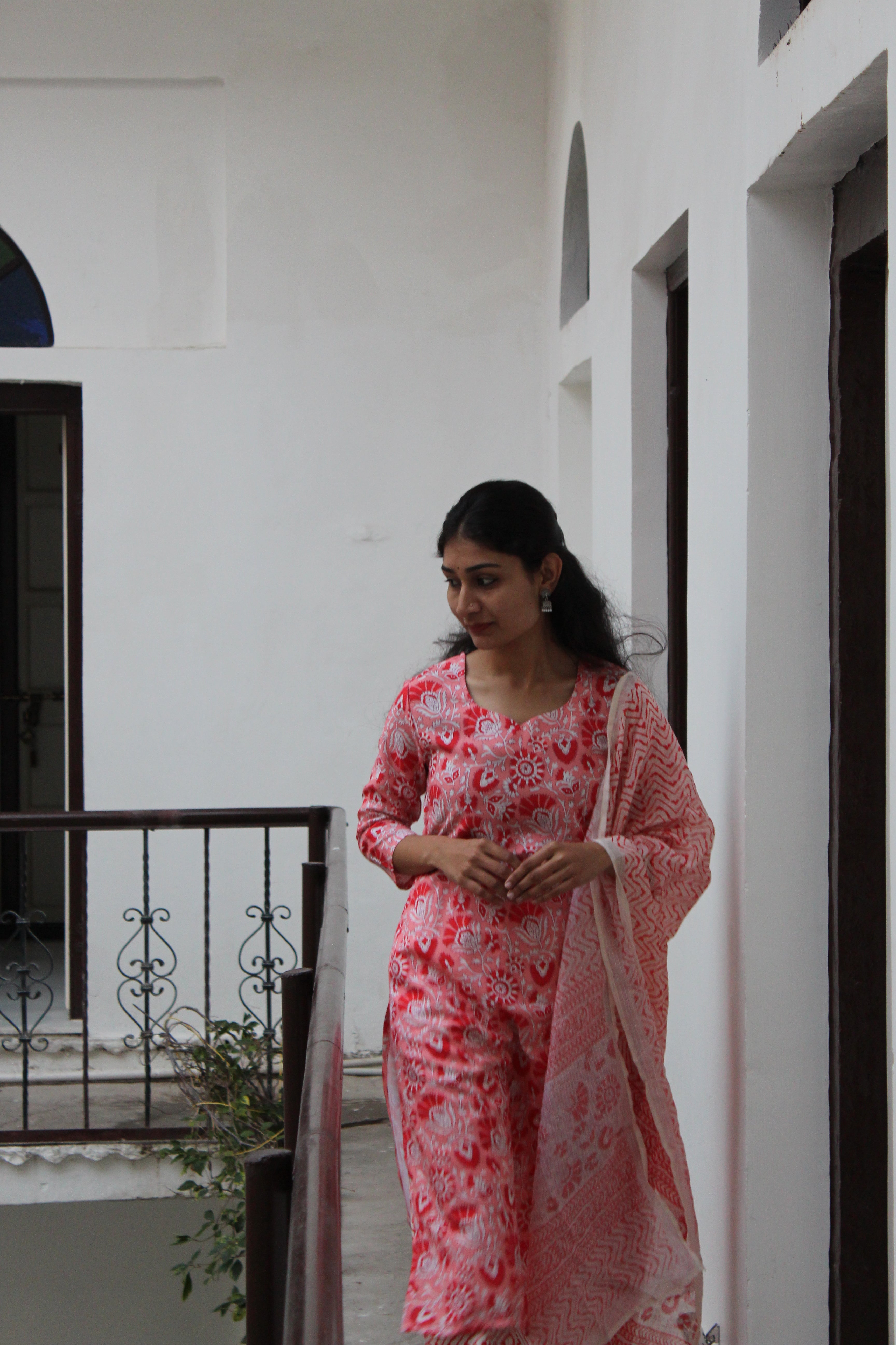 Coral Floral Printed Viscose Straight Kurta Set with Matching Pants & Kota Doria Dupatta