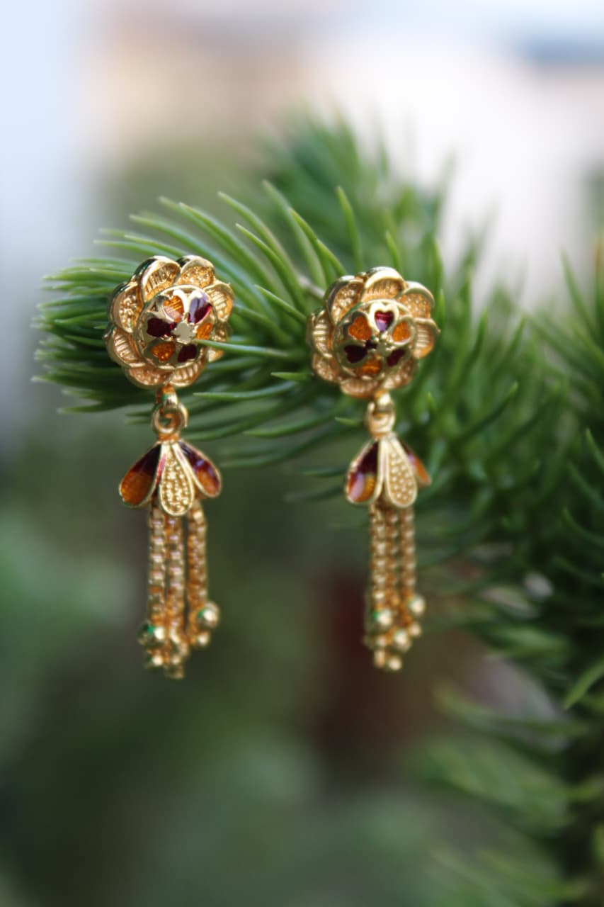 Gold Polished Floral Drop Earrings – Anti-Tarnish