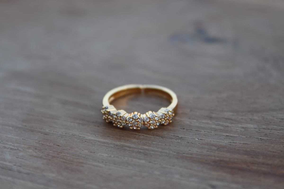 Cluster gold Polished Wave Ring