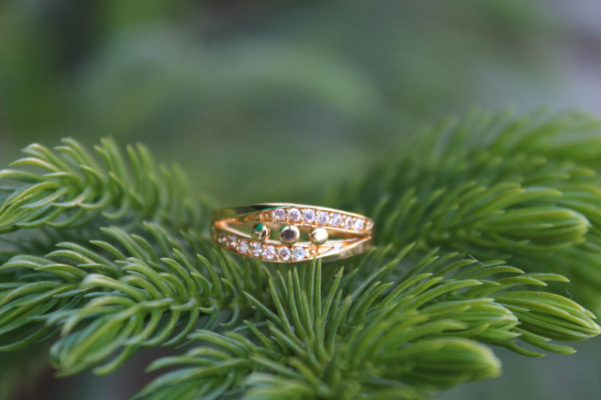 Green Enamel gold Polished Wave Ring